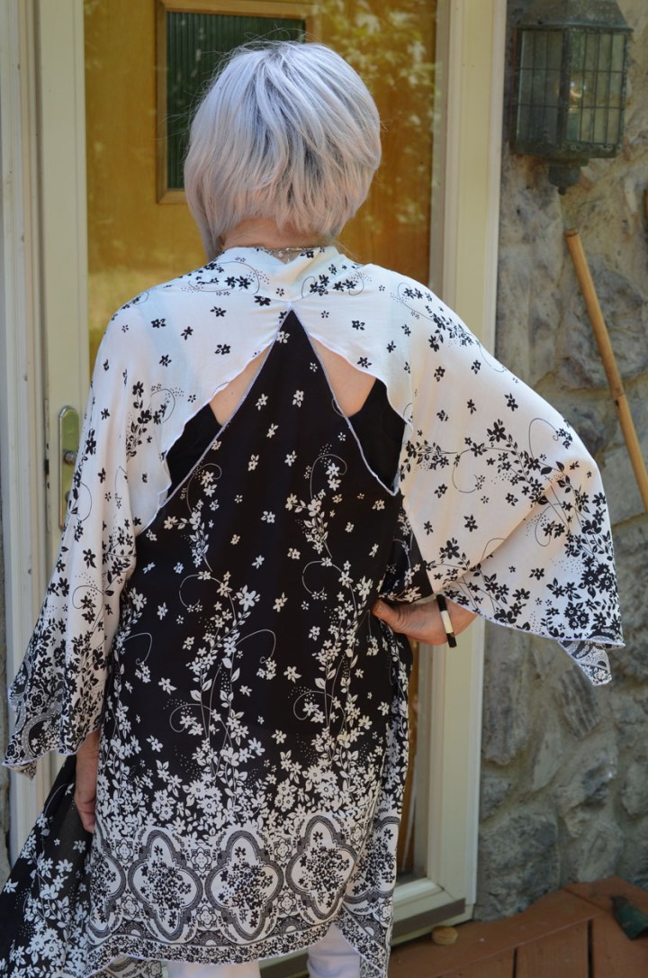 backbwkimono