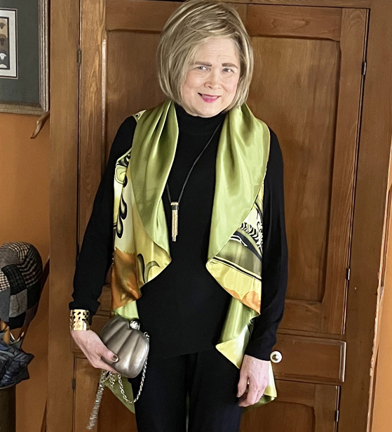 Figurative Print and Golden Accents for Frederick Waugh’s “Ladies Having&nbsp;Tea”